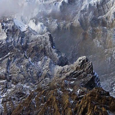 FROSTED MOUNTAIN